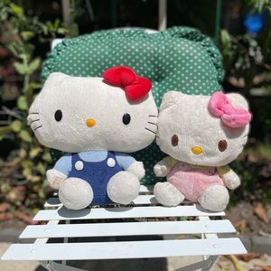 Hello Kitty plush bundle